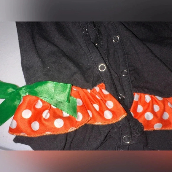 Marie Nicole Pumpkin Girl’s Fall Romper. size 6-12 months - Picture 4 of 6